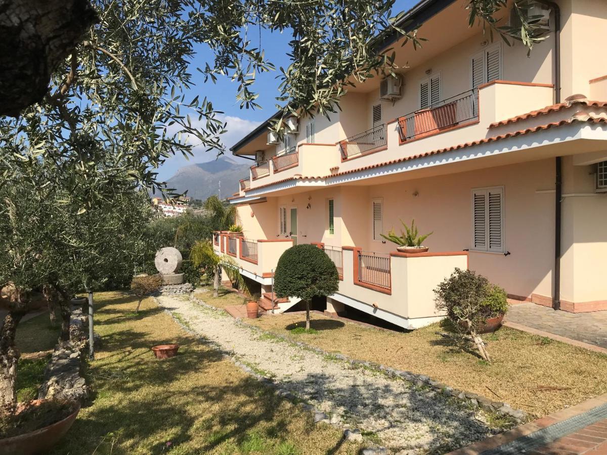 B&B Villa Degli Ulivi Praia a Mare Εξωτερικό φωτογραφία